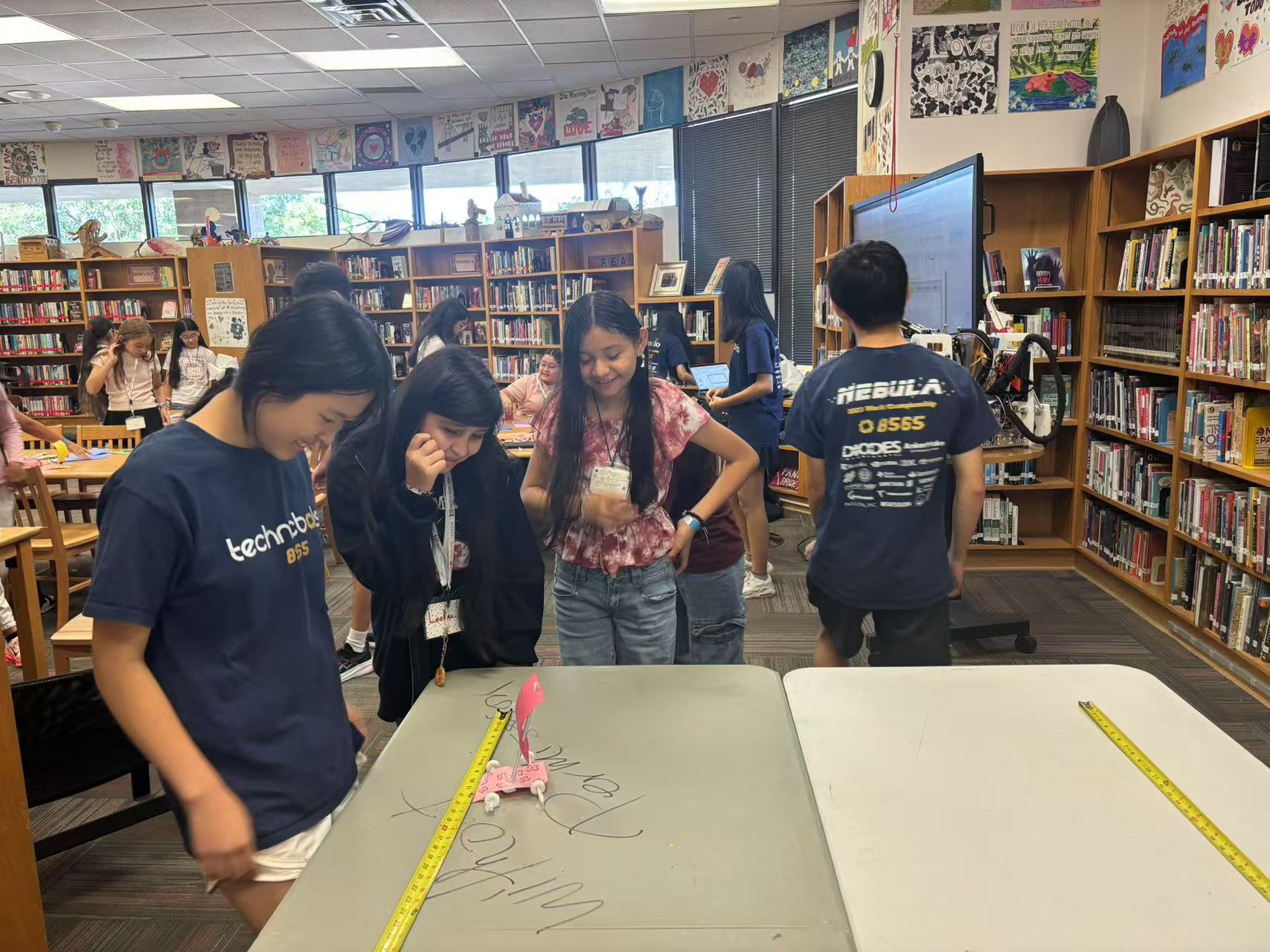 8f48c8cd586bf7a4b61b27c41bf2a768